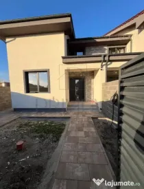 Duplex superb - bucatarie inchisa - dormitor la parter