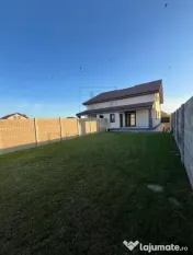 Duplex superb - bucatarie inchisa - dormitor la parter 