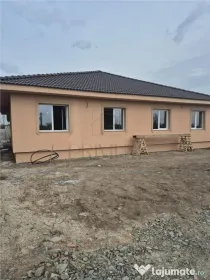 Duplex pe parter - 3 dormitoare - zona foarte buna - gata de