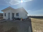 Casa Individuala - Mo#537;ni#539;a Noua (Calea Medve#537;) - 
