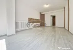 Spatiu comercial cu vitrina si acces stradal langa podul Cal
