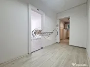 Spatiu comercial cu vitrina si acces stradal langa podul Cal 
