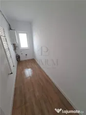 Duplex separat prin camera tehnica - toate utilitatile - sup 
