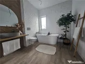 Duplex separat prin camera tehnica - toate utilitatile - sup 