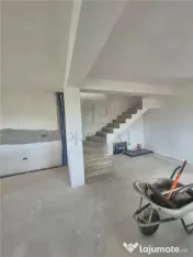 Duplex spatios - zona foarte buna - 5 camere - teren mare 