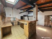 Spațiu comercial 370 mp, fost restaurant, 5 încăperi, 2 b 