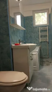 Dristor etaj 3 decomandat la metrou 