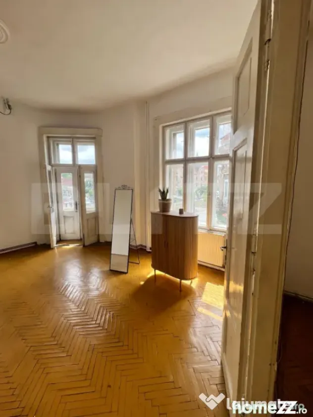 Apartament 2 camere, 82 mp, zona Iosefin - Timisoara (Timis)