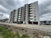 Studio cu 2 camere etajul 1 cu parcare subterana zona Doamna 