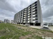 Studio cu 2 camere etajul 1 cu parcare subterana zona Doamna 