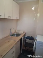 Piata sudului semidecomandat etaj 7 