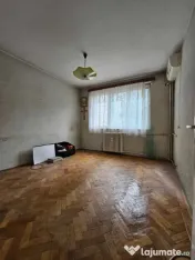 Apartament Cu 3 Camere Semidecomandate Etaj 2 Zona Ultracentral 