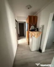 Apartament 4 Camere Decomandat – Renovat, 2 Locuri Parcare, Etaj 4/4 