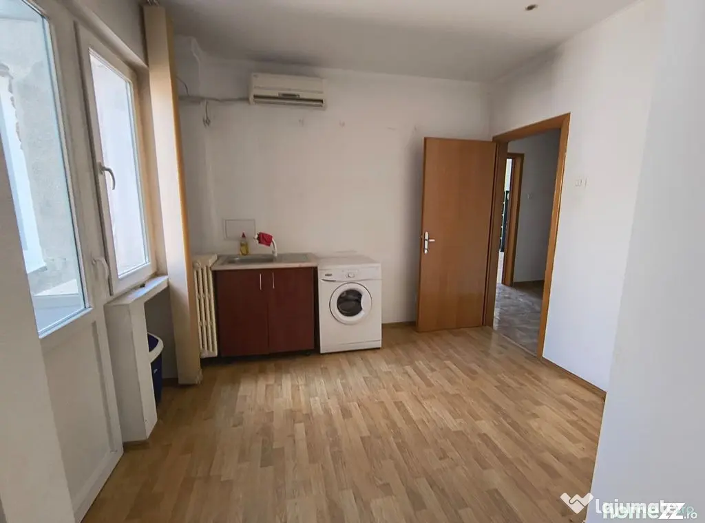 Apartament 4 camere Romana- Lascar Catargiu- stradal