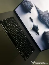 macbook pro 16'' , i9 2,4GHz, 32Gb, 1Tb 