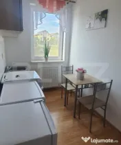 Apartament generos cu 2 camere , 60mp, decomandat, parcare, 