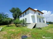 Casa S+P+1, la rosu, Sărbătoarea 