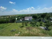 Casa S+P+1, la rosu, Sărbătoarea 