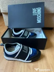 Adidasi Moschino originali 