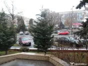 Inchiriez spatiu comercial in Deva, I. Maniu, la 200 metri de Primarie 