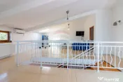 Vilă Excepțională în Tunari 