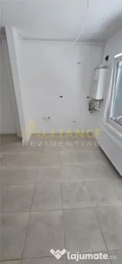 Berceni-Apartament 2 Camere Tip Studio-Gata de Mutare 