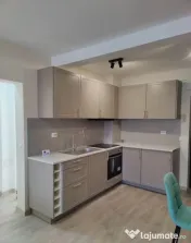 Proprietar vând apartament 2 camere complet renovat- Vlahu? 