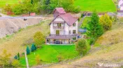 CASA DE VACANTA | 4 camere| de vânzare în FUNDATA, BRA?... 