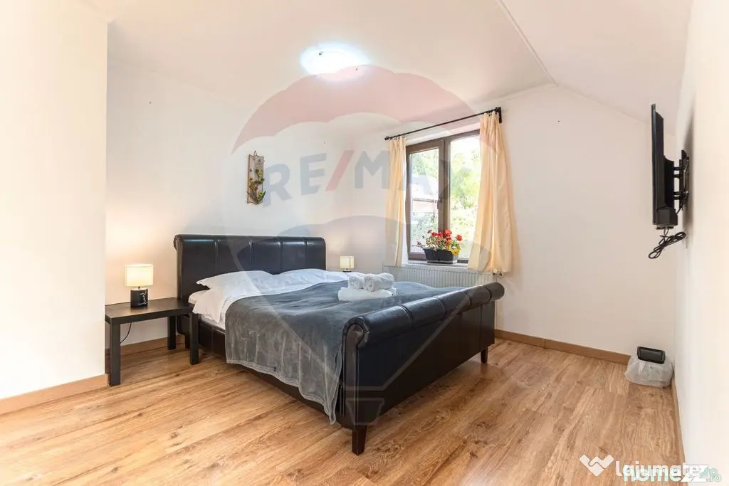 CASA DE VACANTA | 4 camere| de vânzare în FUNDATA, BRA?...