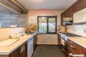 CASA DE VACANTA | 4 camere| de vânzare în FUNDATA, BRA?... 