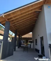 Proprietate cu dublă deschidere – Locuință, Afacere sau 