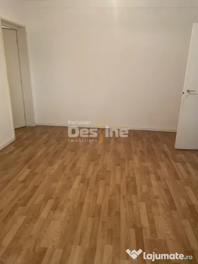 DE VANZARE AP 3 CAMEREIN DRUMUL TABEREI