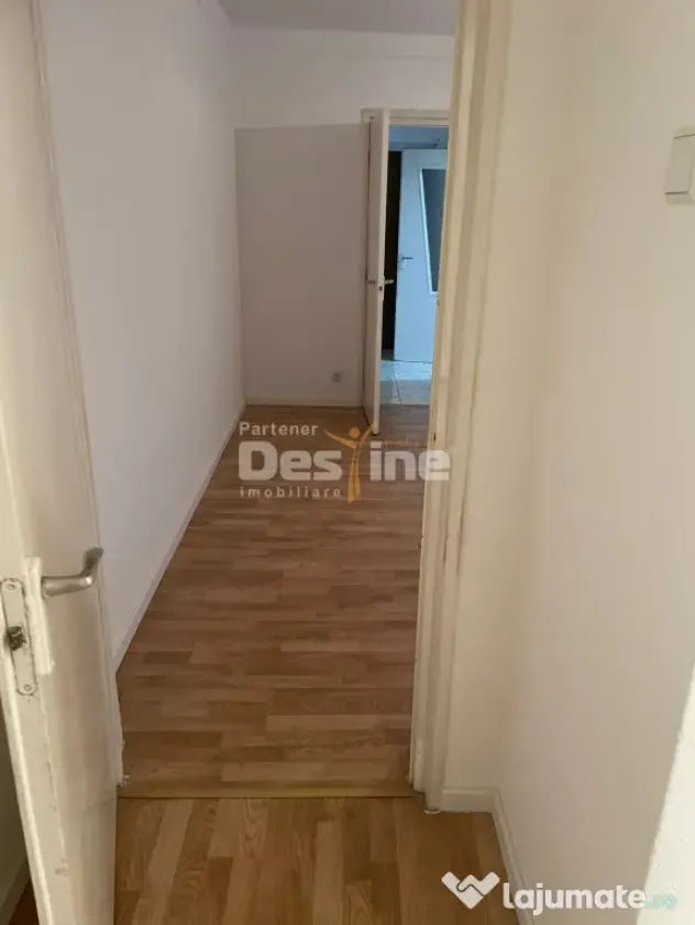 DE VANZARE AP 3 CAMEREIN DRUMUL TABEREI