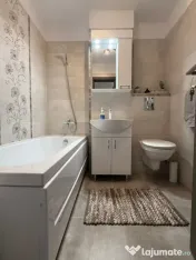 Apartament 3 camere 2 bai zona Spital