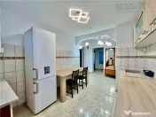 Apartament Decomandat cu 3 Camere si Parcare in Tractorul