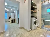 Apartament Decomandat cu 3 Camere si Parcare in Tractorul