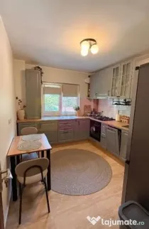 Apartament de 3 camere, zona Dristor