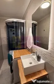 Apartament de 3 camere, zona Dristor 