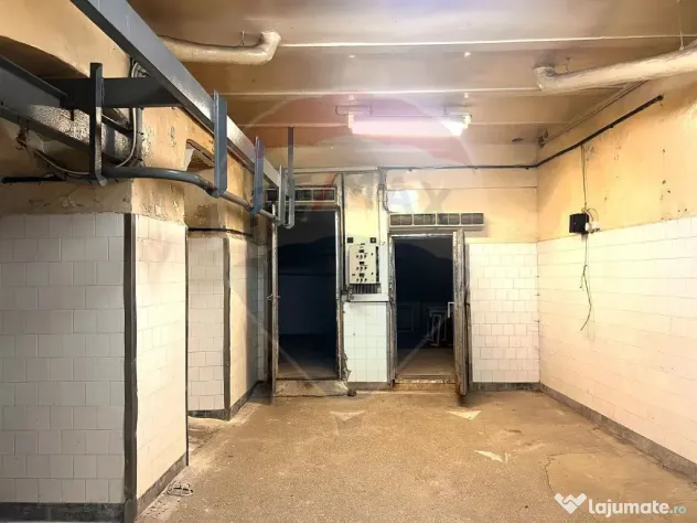 Proprietate mixtă pe N. Bălcescu – spații comerciale...