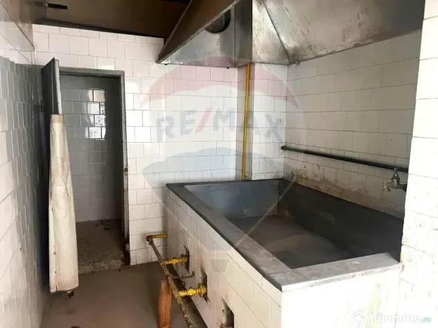Proprietate mixtă pe N. Bălcescu – spații comerciale...