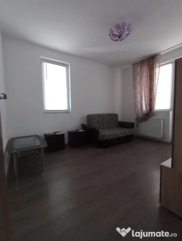 PF dau spre chirie ap.2 camere Florești str.Teilor