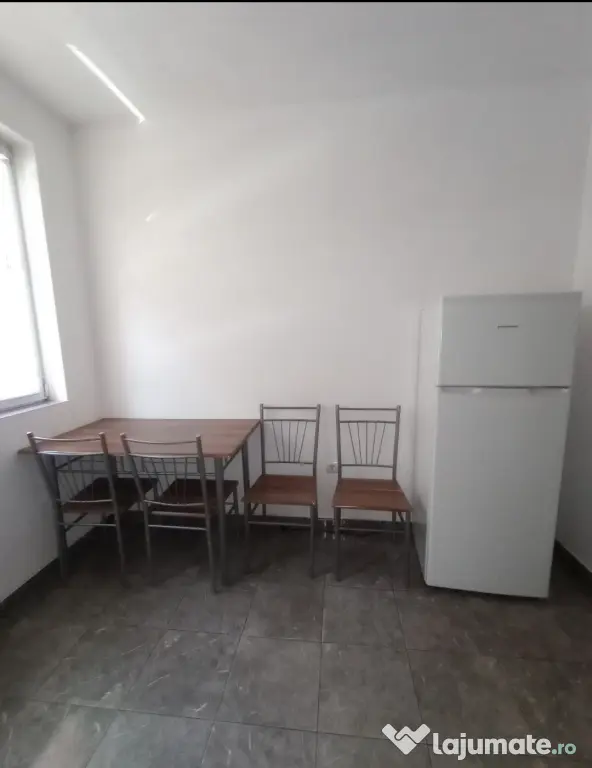 PF dau spre chirie ap.2 camere Florești str.Teilor