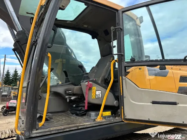 Excavator pe senile Volvo EC220DL, 24 tone, 2013