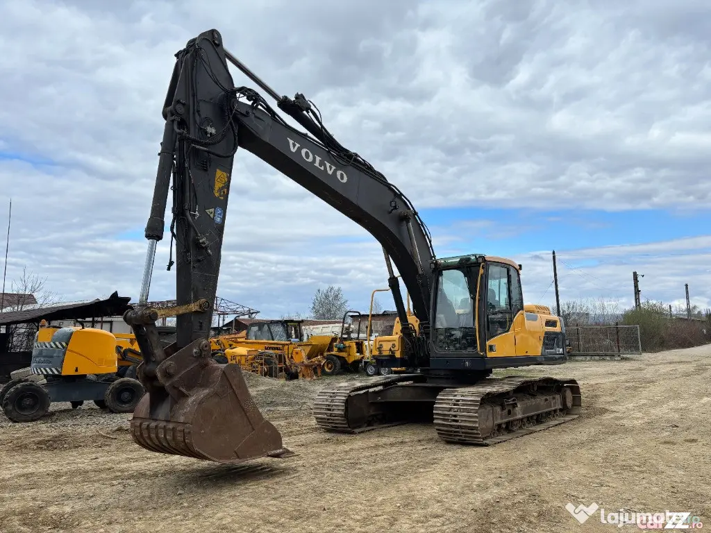 Excavator pe senile Volvo EC220DL, 24 tone, 2013