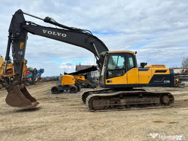Excavator pe senile Volvo EC220DL, 24 tone, 2013