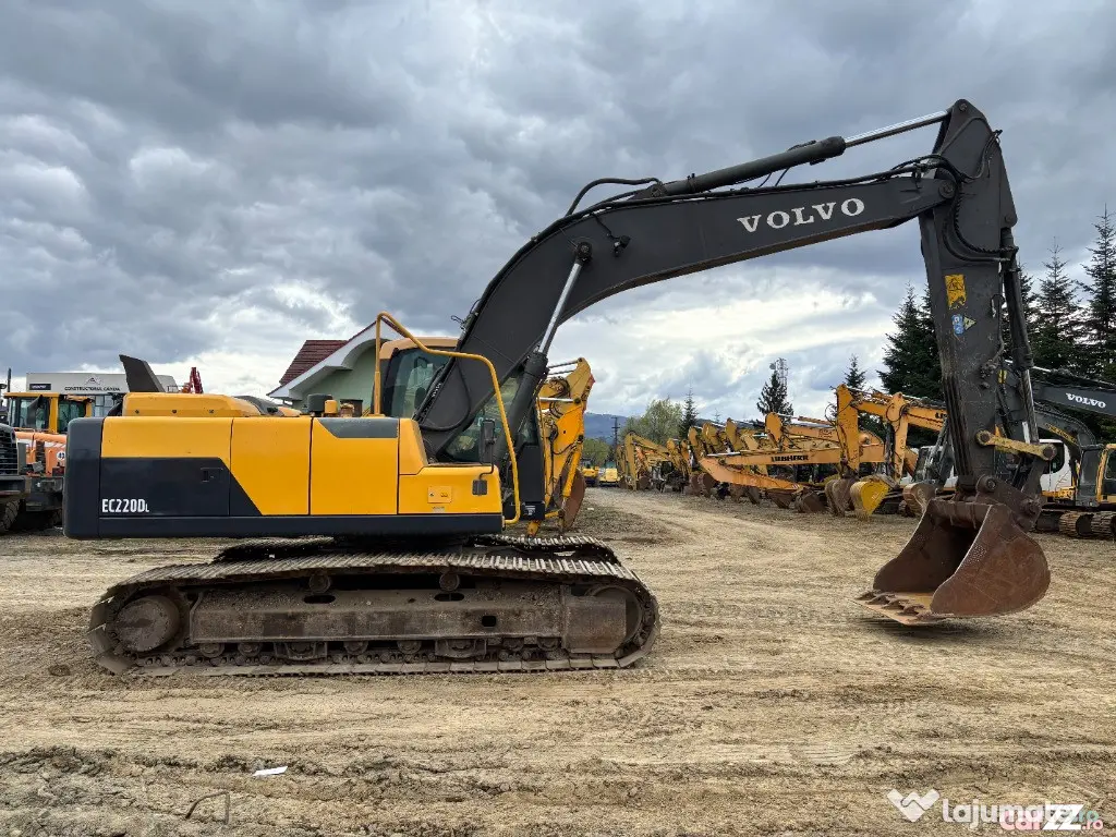 Excavator pe senile Volvo EC220DL, 24 tone, 2013