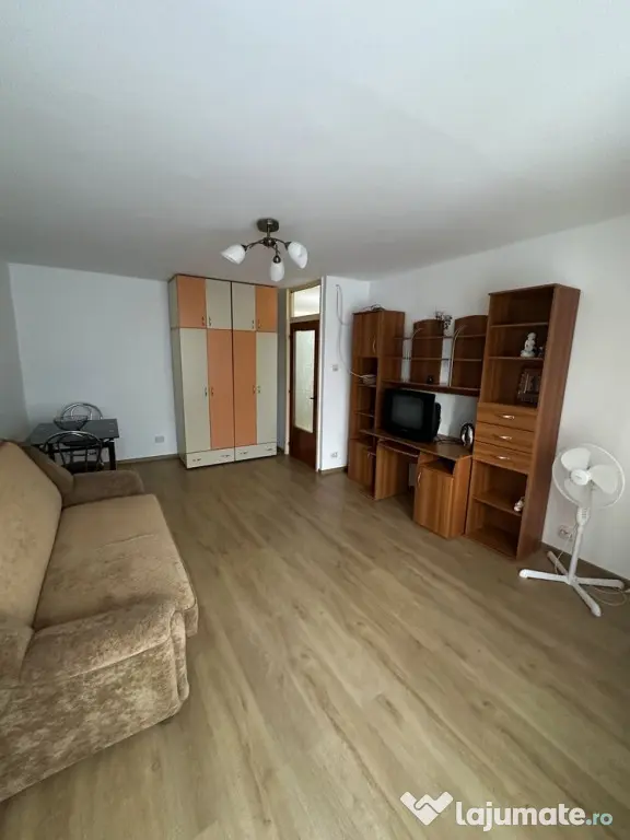 Aparatorii patriei tomesti etaj 3