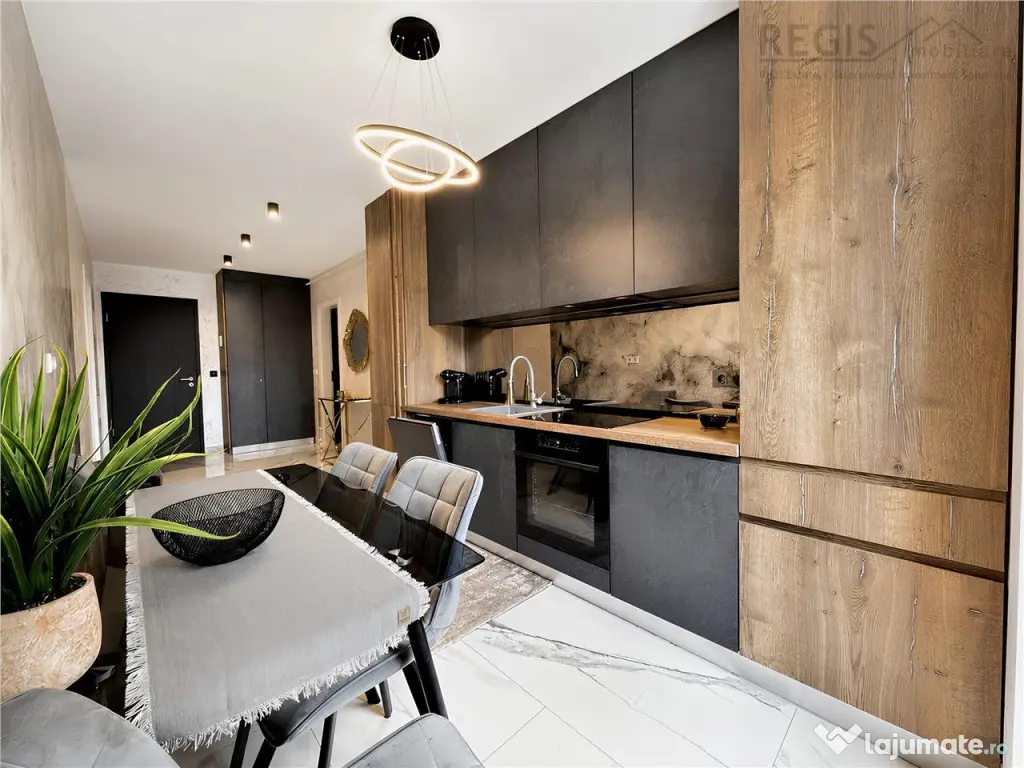 Apartament central cu 2 camere si parcare in Cosmopolit