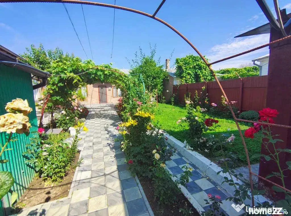 CASA DE VANZARE- ZONA ULTRACENTRALA, TEREN 384MP