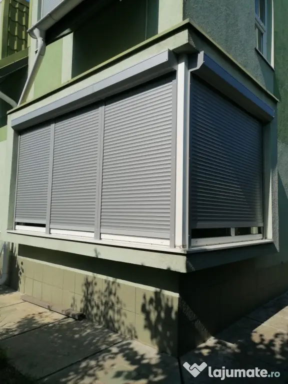 Rulouri exterioare / Usi de garaj din aluminiu